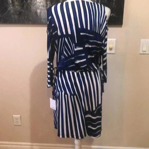 NWT CALVIN KLEIN Royal Blue & White Drawstring Waist Cold Shoulder Dress- Size 6 - Picture 2 of 13